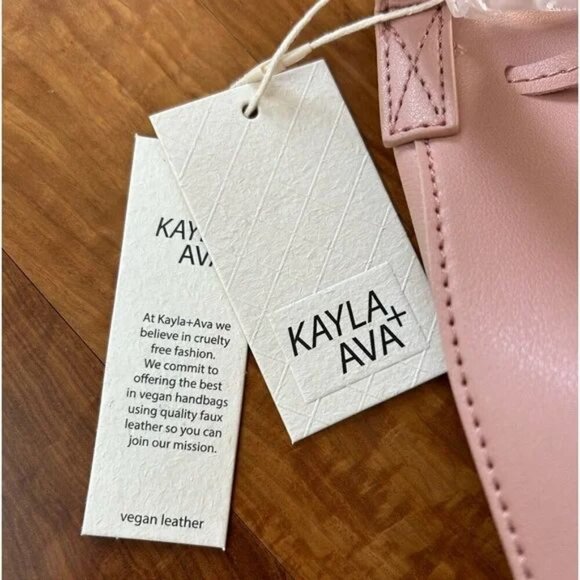 NWT Kayla + Ava | Women’s dusty rose crossbody bow tie bucket bag, vegan leather - Picture 7 of 11